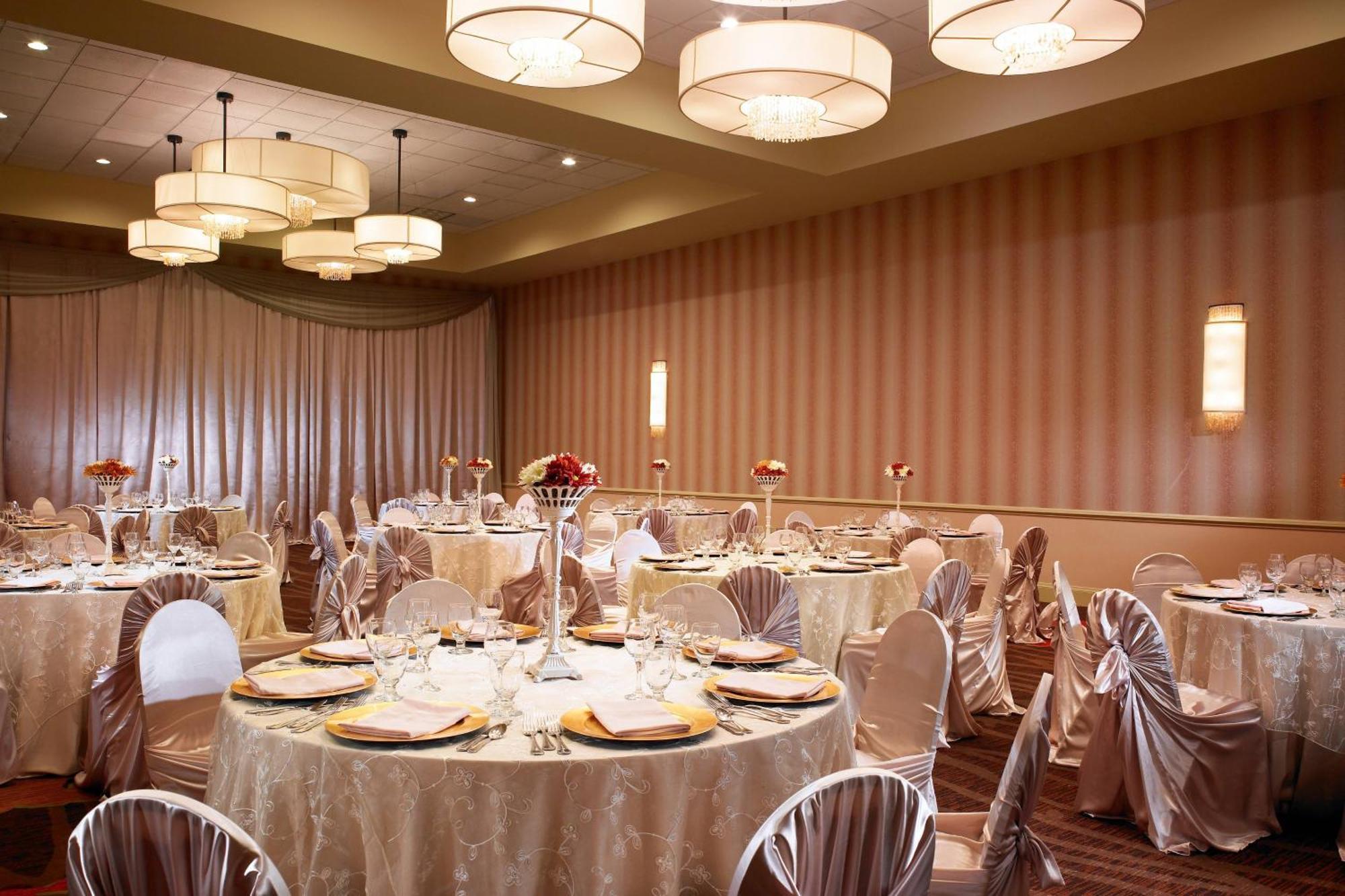Sheraton Albuquerque Airport Hotel Екстериор снимка